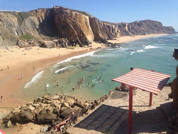 Residencial O Ninho Do Pinhal 호텔 Bombardeira 외부 사진